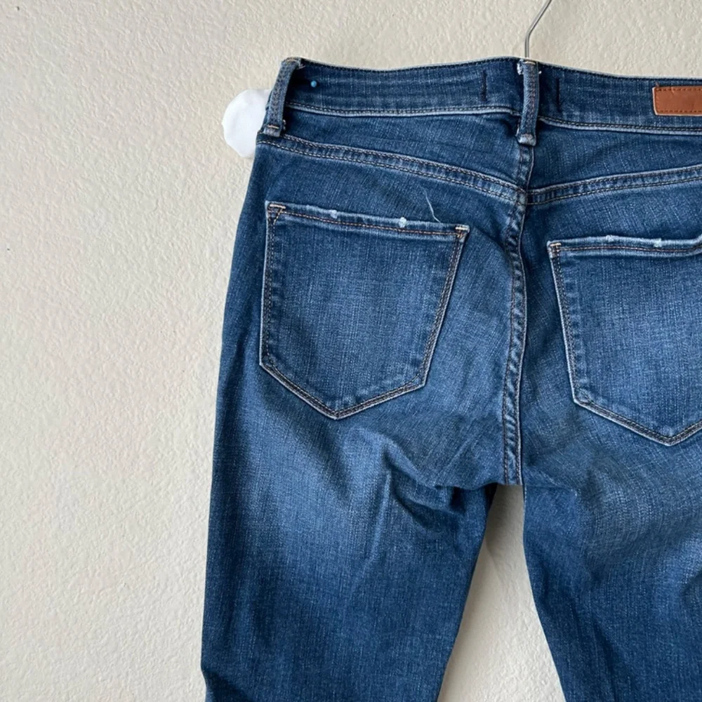 Abercrombie & Fitch Harper Ankle Jean Medium Indigo Distressed Size 24 Short OOs
